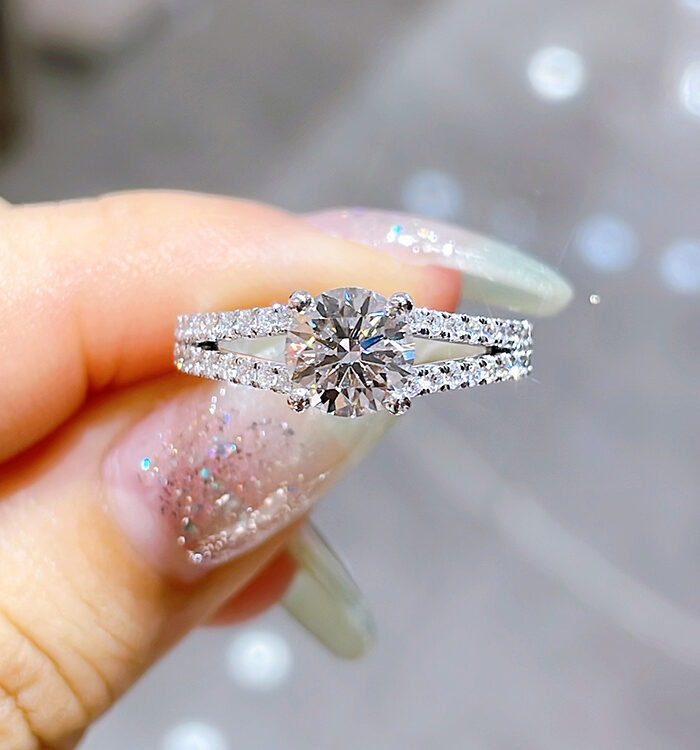 1ct Diamond Platinum Ring