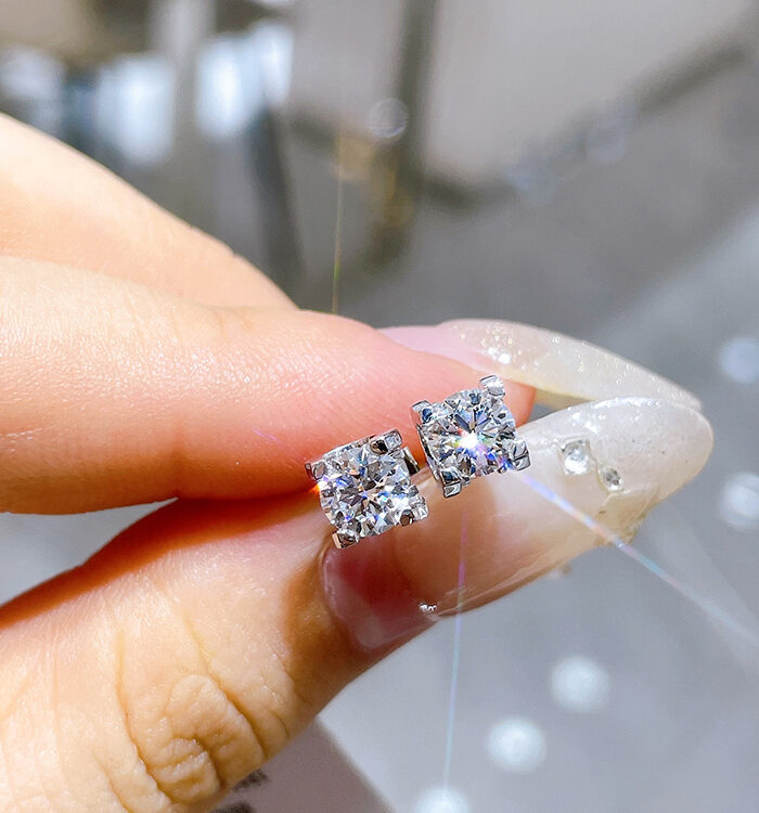 1ct Round Diamond Platinum Ring