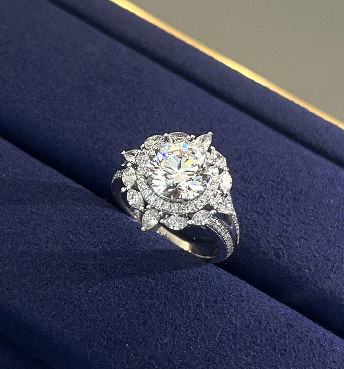 1ct Diamond Platinum Ring