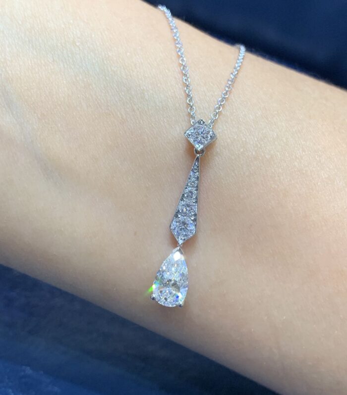 1ct Pear Diamond White Gold 18K Ring