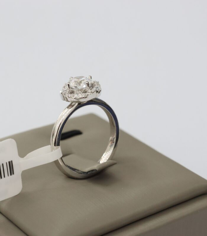 1ct Round Diamond White Gold 18K Ring