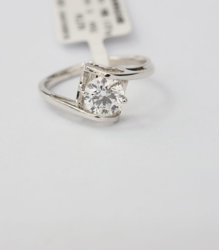 1ct Round Diamond White Gold 18K Ring