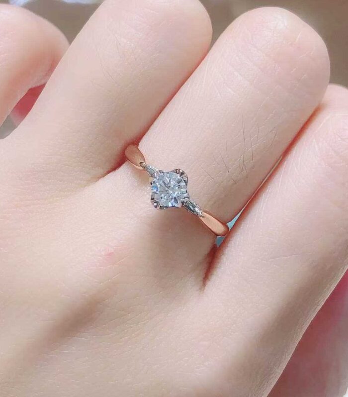 1ct Round Lab Diamond 18K分色 Ring