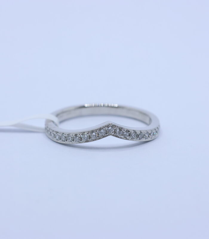 Round Diamond Platinum Ring