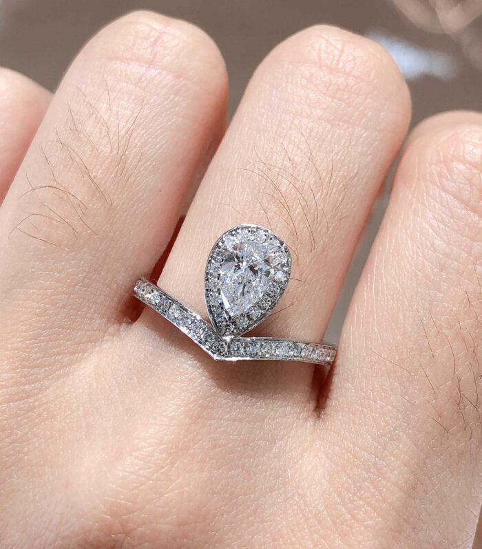 1ct Pear Lab Diamond 铂PT950 Ring