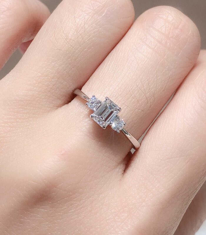 1ct Emerald Lab Diamond 铂PT950 Ring