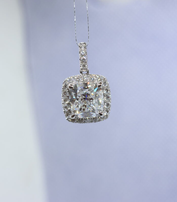 1ct Round Diamond White Gold 18K Ring