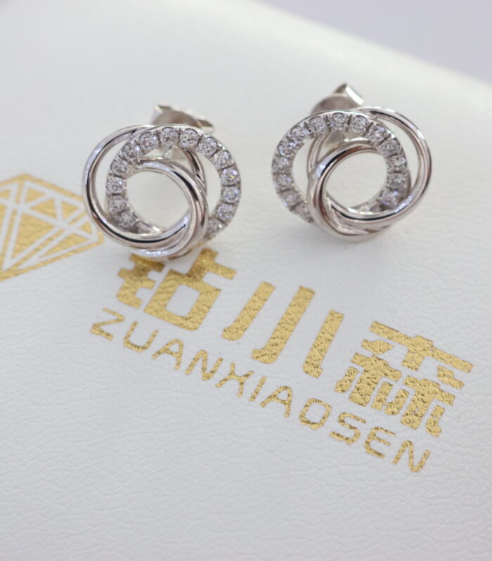 Round Diamond White Gold 18K Ring