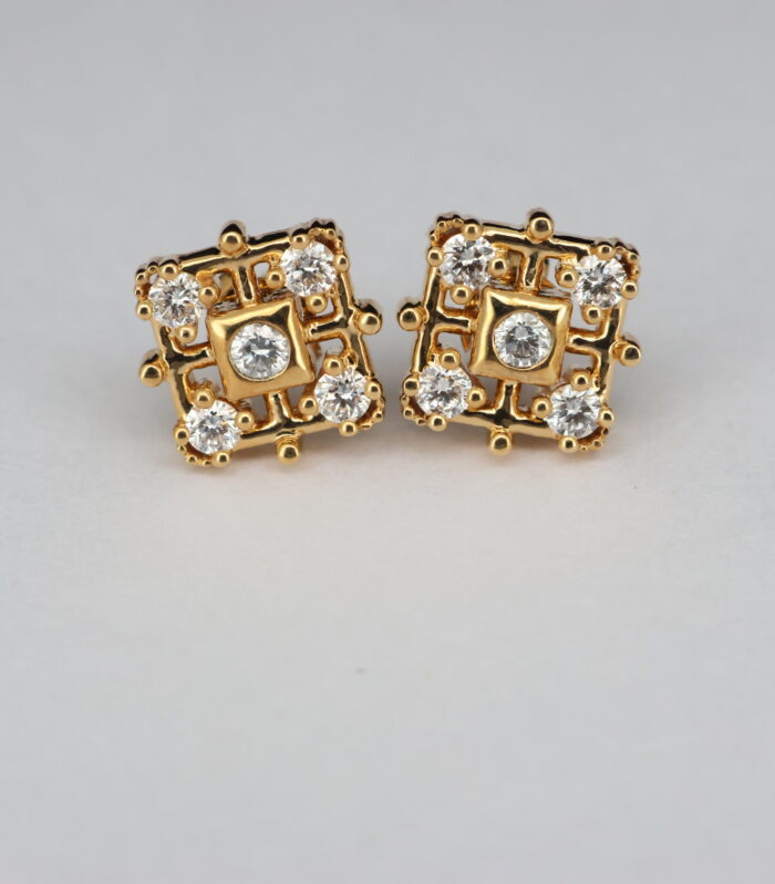 Round Diamond 18k黄 Ring