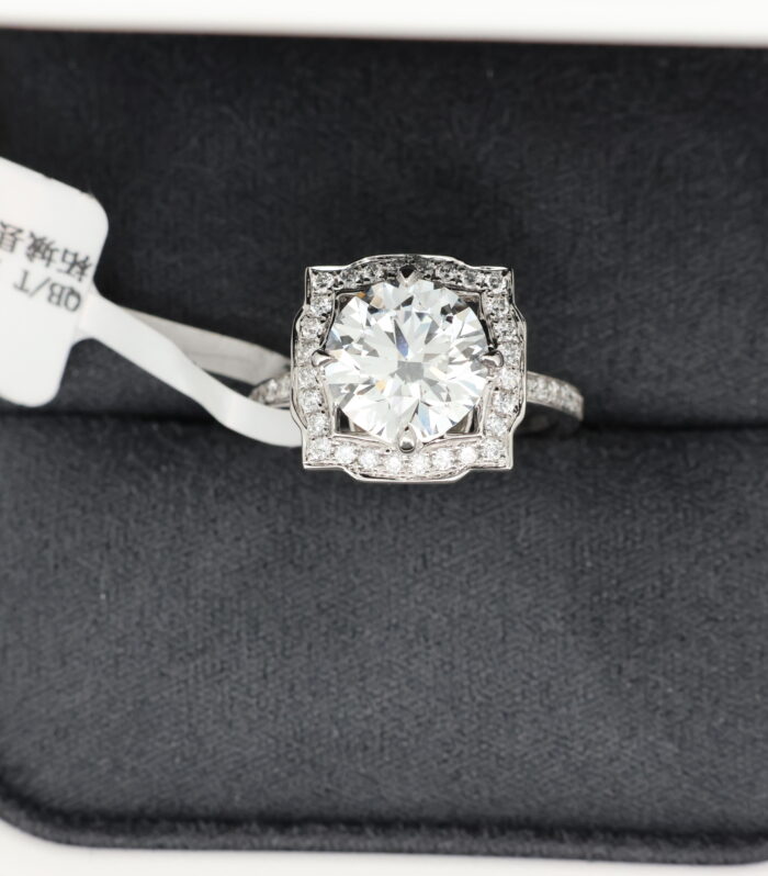 Round Diamond White Gold 18K Ring