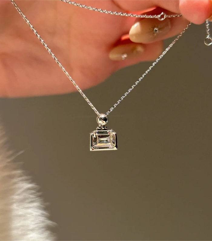 1ct Emerald Lab Diamond 铂PT950 Ring