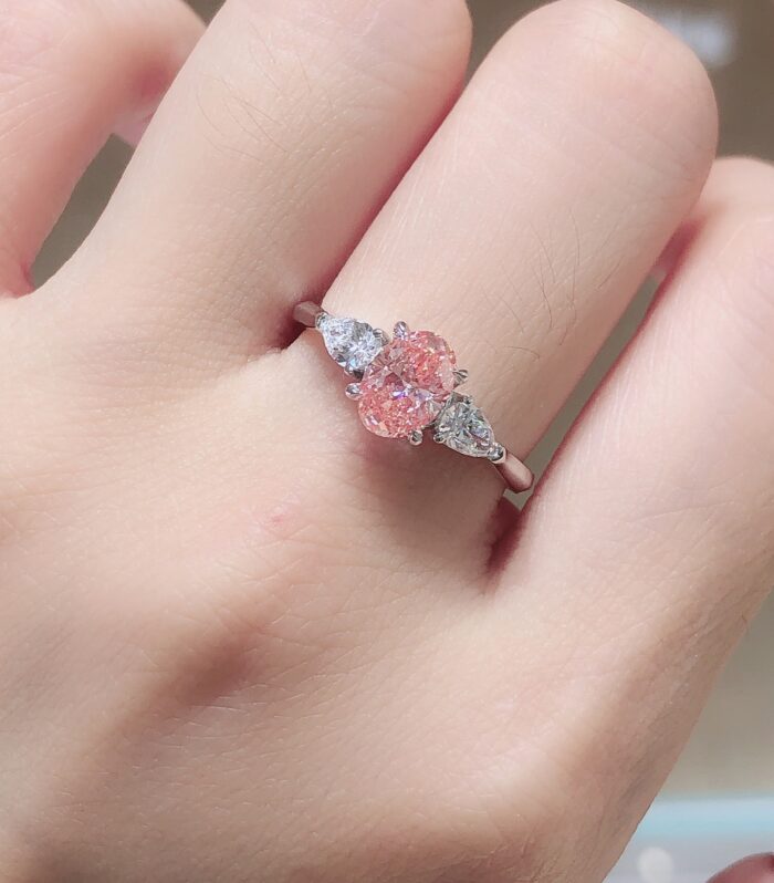 1ct Oval Lab Diamond 铂PT950 Ring
