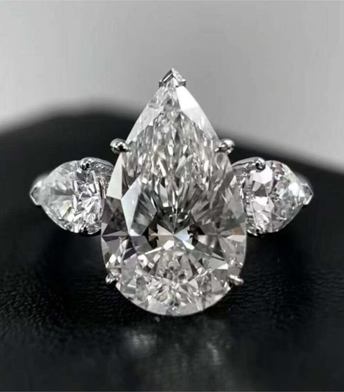 1ct Pear Lab Diamond 铂PT950 Ring