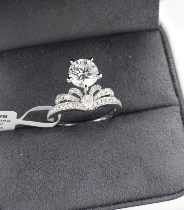 1ct Round Diamond 18k白 Ring