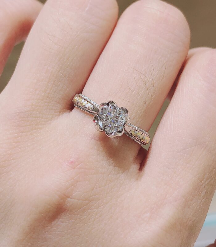 1ct Round Lab Diamond 18K编织 Ring