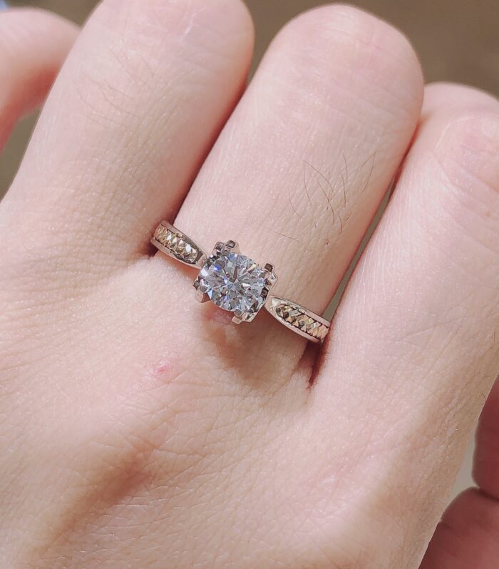 1ct Round Lab Diamond 18K编织 Ring