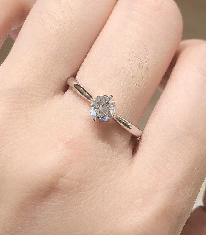 1ct Round Lab Diamond 18K分色 Ring
