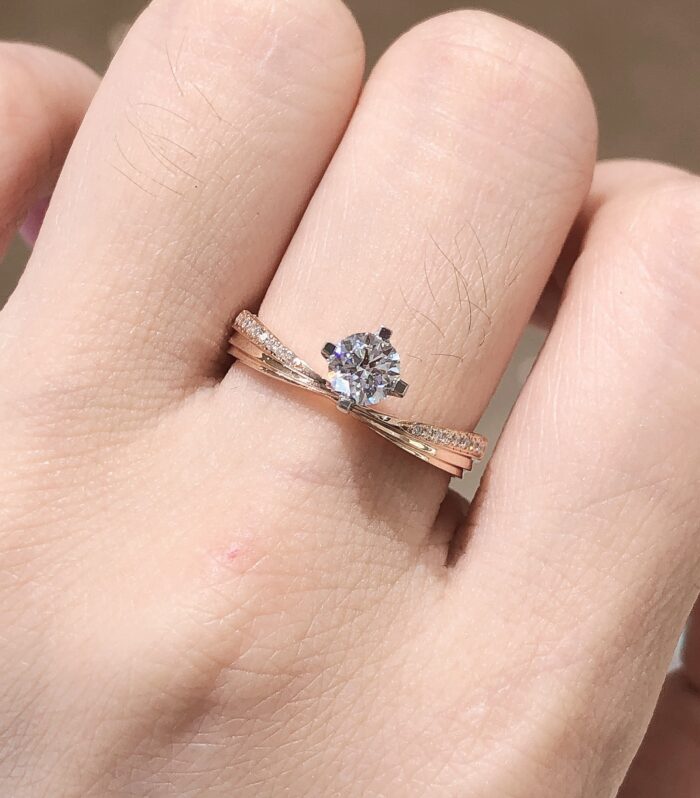 1ct Round Lab Diamond 18K分色 Ring