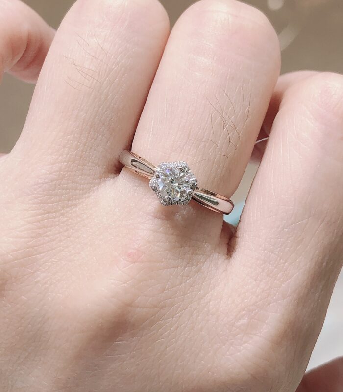 1ct Round Lab Diamond 18K分色 Ring